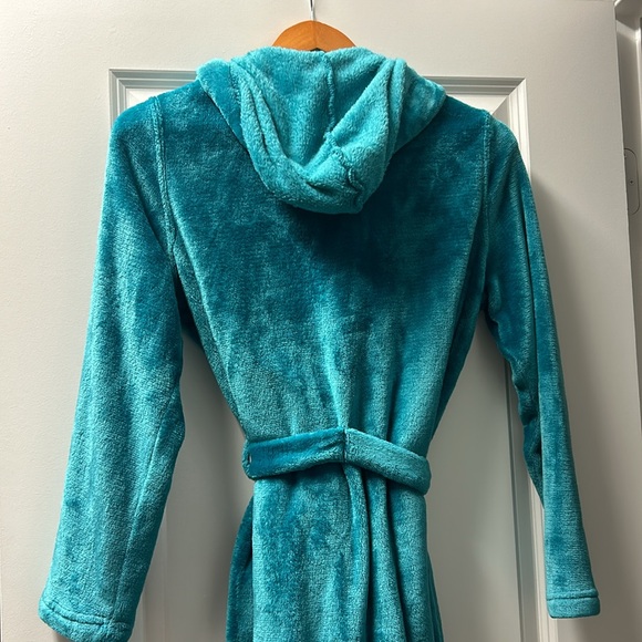 2/$10 Lands End hooded robe 16 - Picture 5 of 5